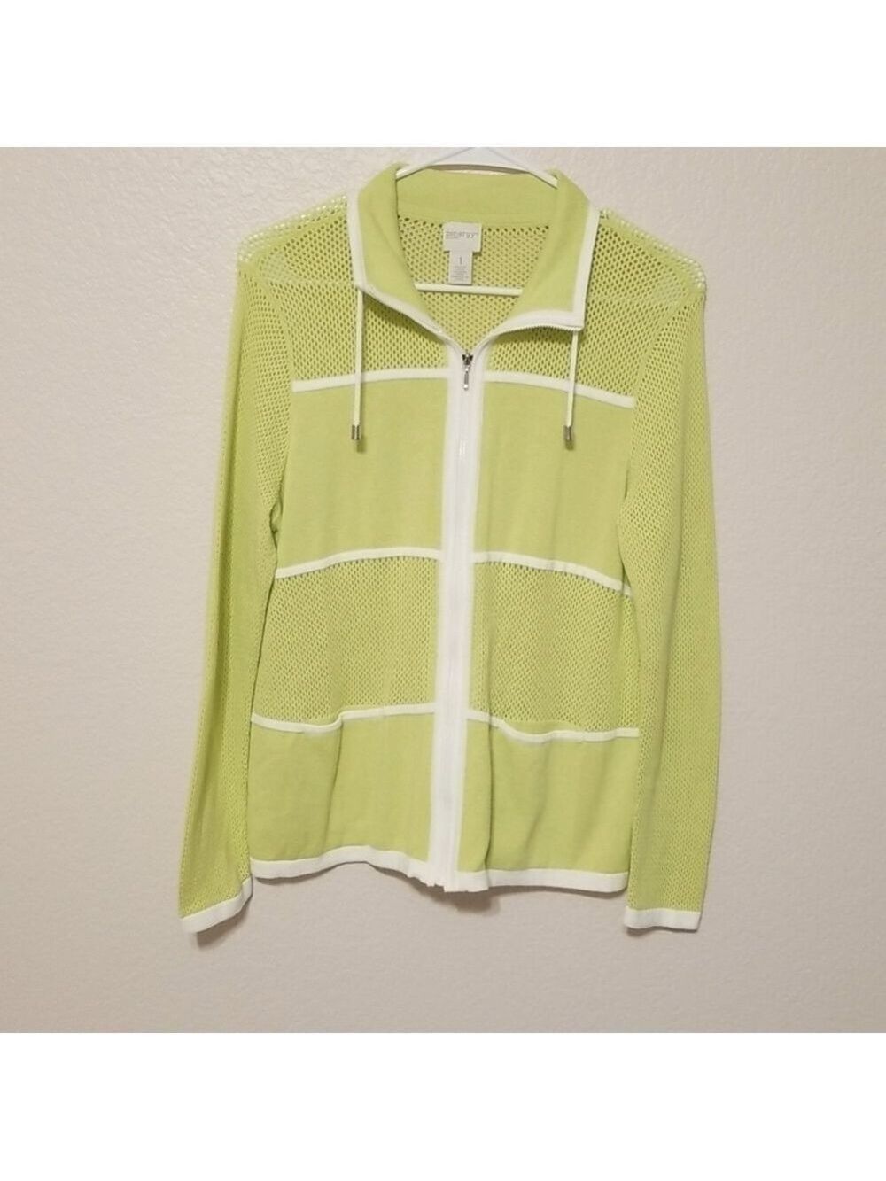 Zenergy by Chico's lightweight breathable jacket, size 1 or Small. Light green.
